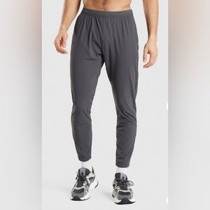 NWOT gymshark studio joggers men’s size medium ONYX grey jogger sweatpants